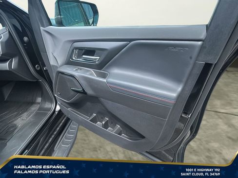 Certified 2025 Chevrolet Silverado EV RST AWD/4WD image 30