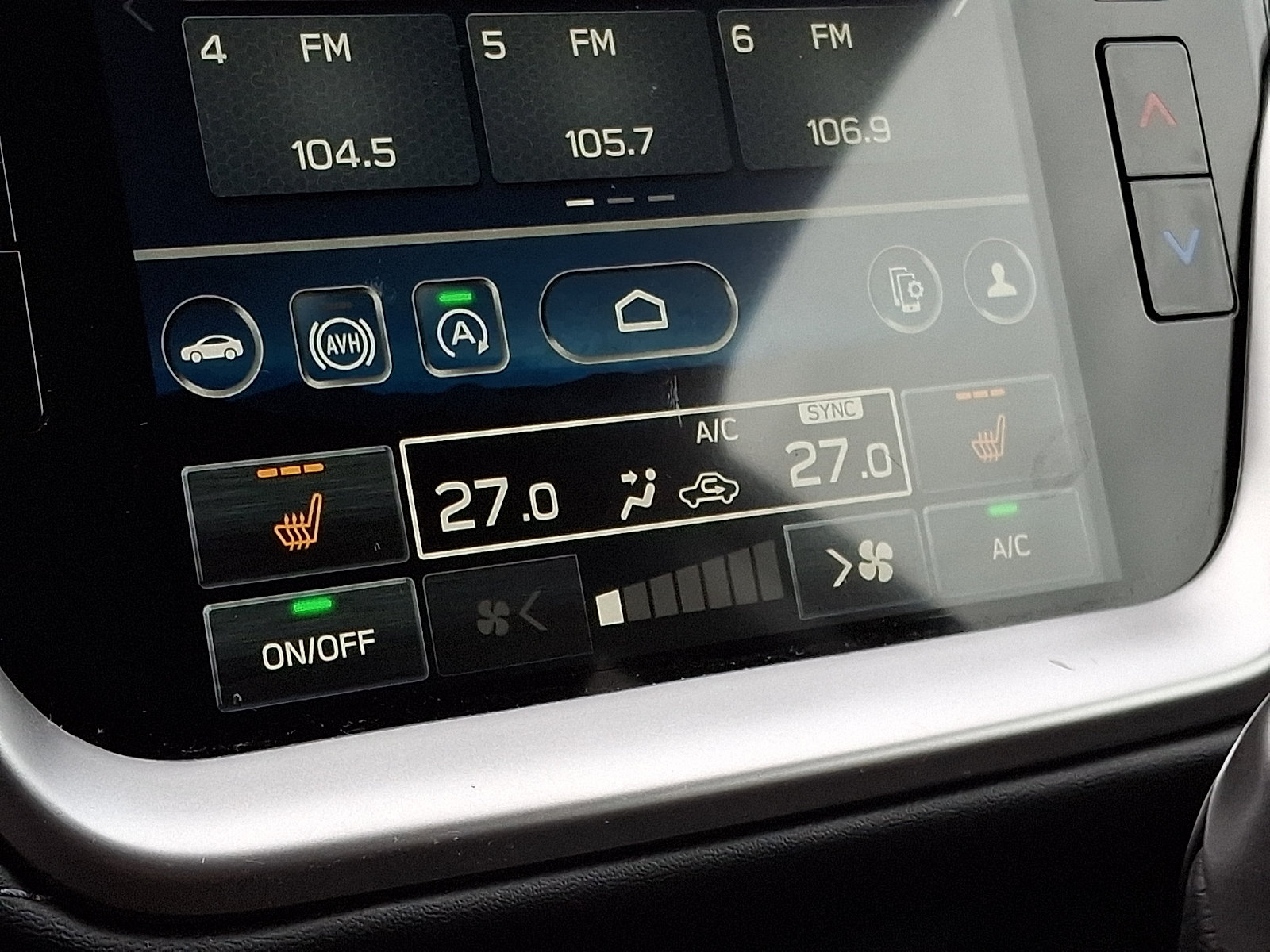 Certified 2024 Subaru Outback Premium AWD/4WD image 18