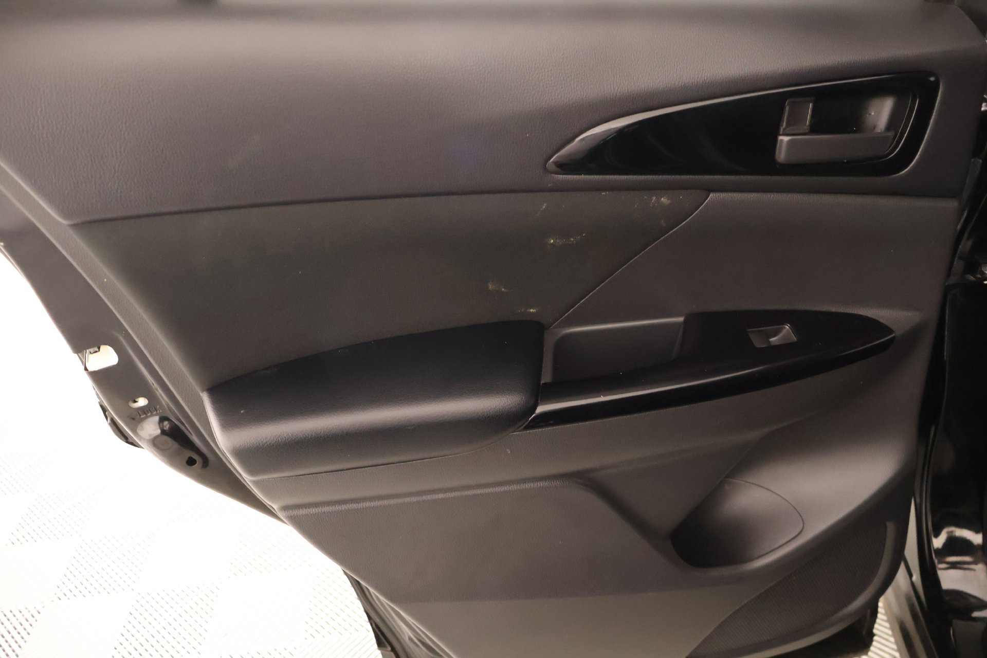 Used 2024 Mitsubishi Eclipse Cross LE AWD/4WD image 16
