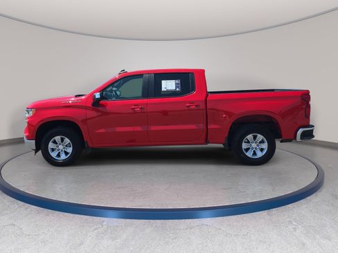 Used 2025 Chevrolet Silverado 1500 LT RWD image 7