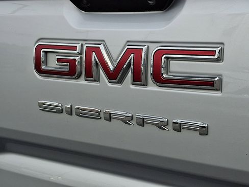 Certified 2021 GMC Sierra 1500 SLE w/ X31 Off-Road Package image 31