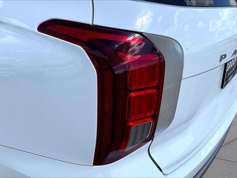 Used 2024 Hyundai Palisade Limited FWD image 29