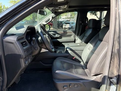 Used 2024 Chevrolet Suburban Z71 w/ Off-Road Capability Package AWD/4WD image 15
