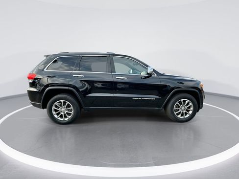 Used 2015 Jeep Grand Cherokee Limited w/ Luxury Group II image 9
