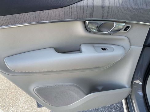 Certified 2024 Volvo XC90 T8 Plus w/ Protection Package Premier image 14