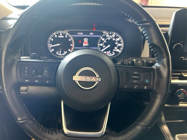 Used 2024 Nissan Pathfinder SL AWD/4WD image 19