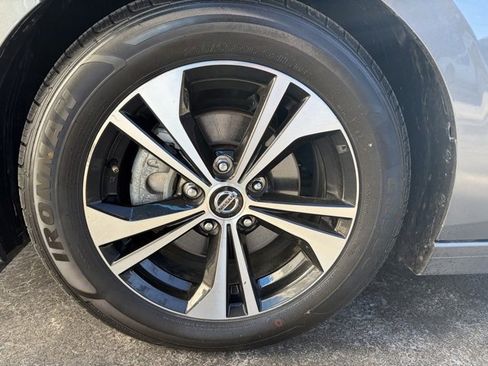 Used 2022 Nissan Sentra SV w/ All-Weather Package image 9