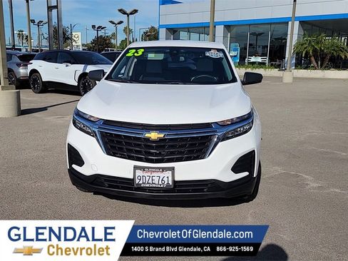 Used 2023 Chevrolet Equinox LS image 3