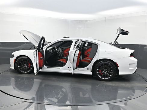 Used 2022 Dodge Charger Scat Pack w/ Plus Group image 38