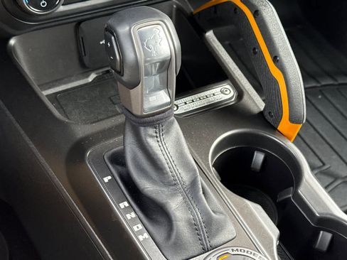 Used 2023 Ford Bronco Badlands image 24