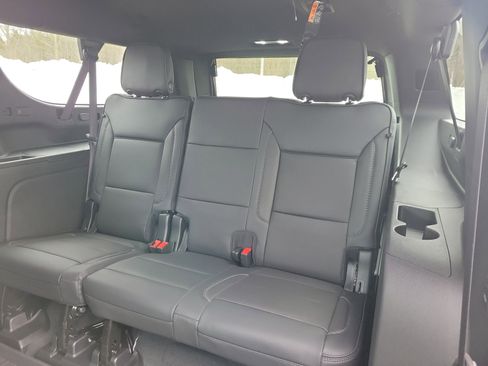 New 2026 GMC Yukon XL Denali w/ Sun & Power Step Package AWD/4WD image 29