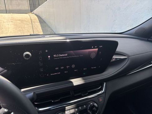 Used 2025 Buick Envista Preferred image 20