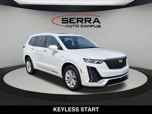 Used 2025 Cadillac XT6 Luxury AWD/4WD image 14