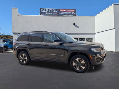 Certified 2024 Jeep Grand Cherokee Limited 4xe w/ Trailer Tow Package AWD/4WD image 1