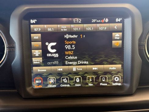 Certified 2022 Jeep Gladiator Overland image 34