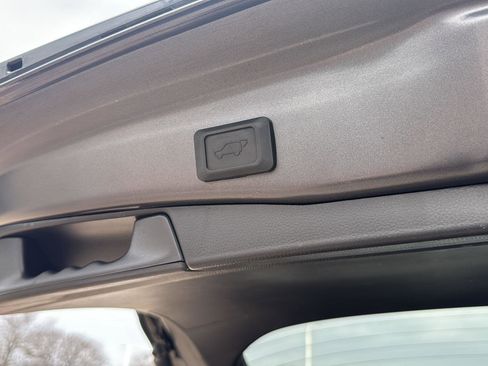 Used 2020 Toyota RAV4 XSE image 16