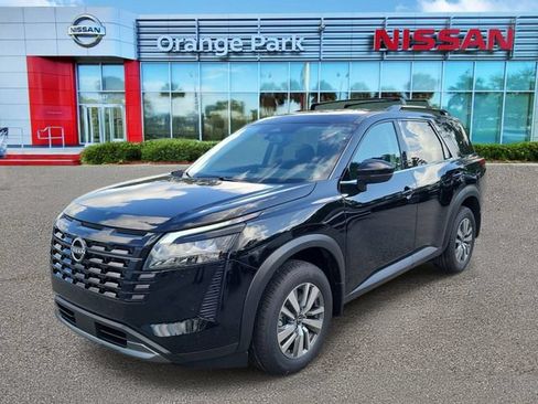 New 2026 Nissan Pathfinder SL AWD/4WD image 4