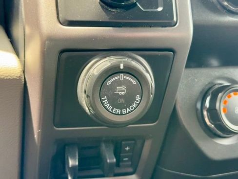 Used 2020 Ford F150 XLT w/ Equipment Group 302A Luxury AWD/4WD image 24