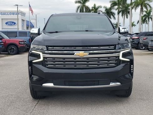 Used 2021 Chevrolet Suburban Premier w/ Premium Package image 2
