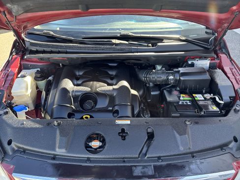 Used 2008 Hyundai Entourage GLS image 9