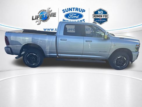 Used 2026 RAM 2500 Laramie AWD/4WD image 16