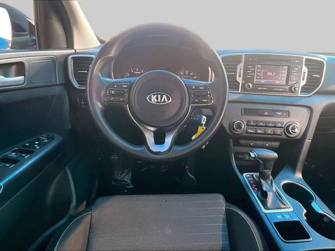 Used 2017 Kia Sportage LX w/ LX Popular Package FWD image 6