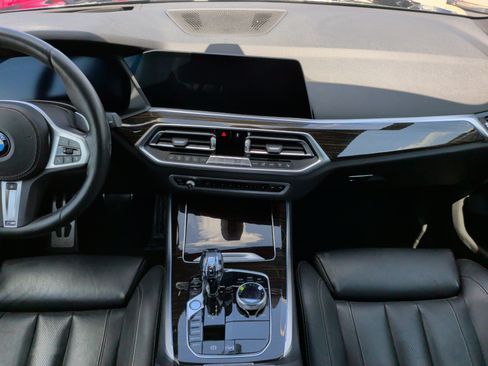 Used 2019 BMW X5 xDrive40i w/ M Sport Package AWD/4WD image 32
