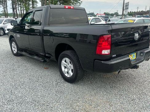 Used 2017 RAM 1500 Express RWD image 4