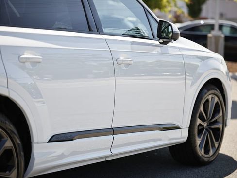 Used 2025 Audi Q7 3.0T Prestige AWD/4WD image 8