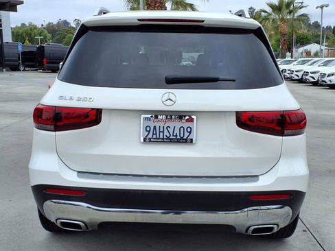 Certified 2022 Mercedes-Benz GLB 250 image 21