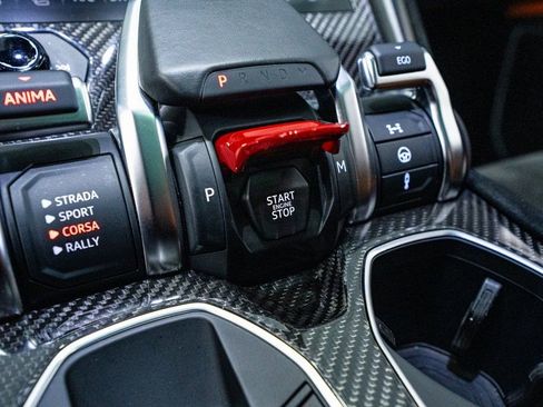 Used 2023 Lamborghini Urus Performante image 59