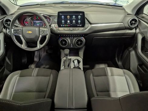 Used 2025 Chevrolet Blazer LT FWD image 11