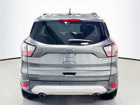 Used 2018 Ford Escape SE w/ SE Sync 3 Package image 7