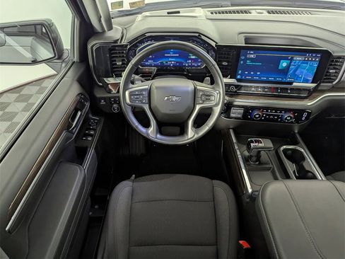 Used 2024 Chevrolet Silverado 1500 RST image 14