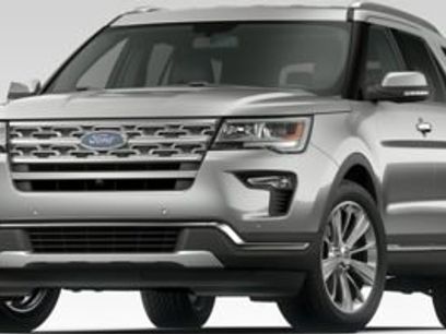 Used 2018 Ford Explorer XLT w/ Equipment Group 202A
