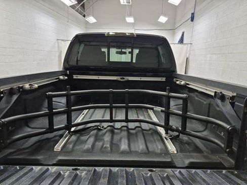 Used 2014 Nissan Frontier SV w/ SV Value Truck Package AWD/4WD image 29