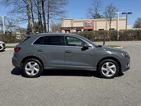 Used 2020 Audi Q3 2.0T Premium w/ Convenience Package image 4