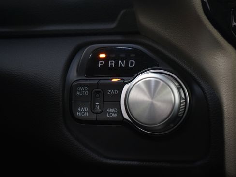 Used 2019 RAM 1500 Laramie image 20