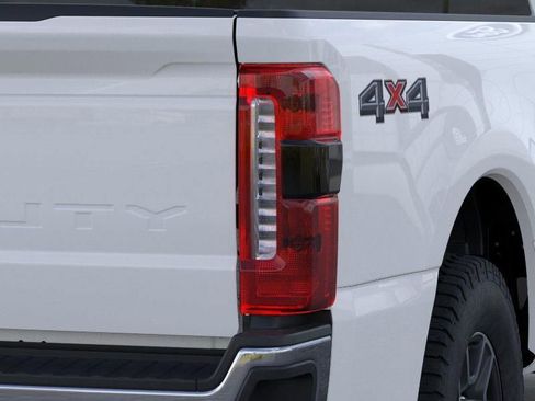 New 2026 Ford F250 Lariat image 21