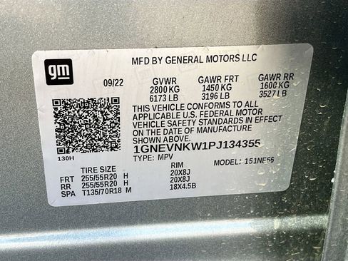 Used 2023 Chevrolet Traverse High Country image 36