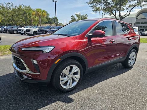 Used 2024 Buick Encore GX Preferred AWD/4WD image 8