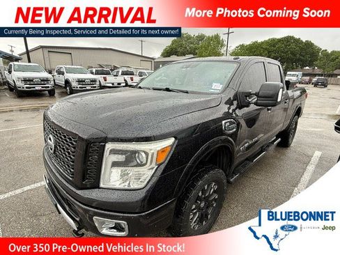 Used 2017 Nissan Titan PRO-4X image 1