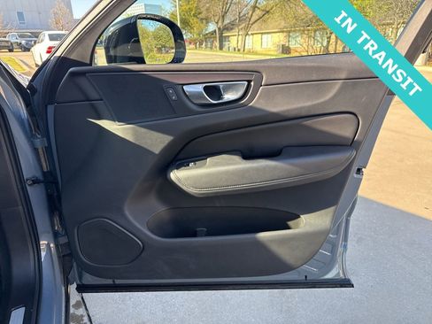 Certified 2024 Volvo XC60 B5 Core image 10