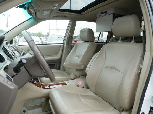 Used 2007 Toyota Highlander Limited w/ Extra Vale Pkg #3 AWD/4WD image 14