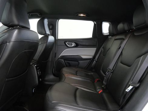 Used 2025 Jeep Compass Limited AWD/4WD image 24