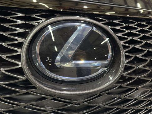 Used 2018 Lexus RC 300 AWD image 17