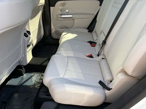 Certified 2026 Mercedes-Benz GLB 250 4MATIC image 11