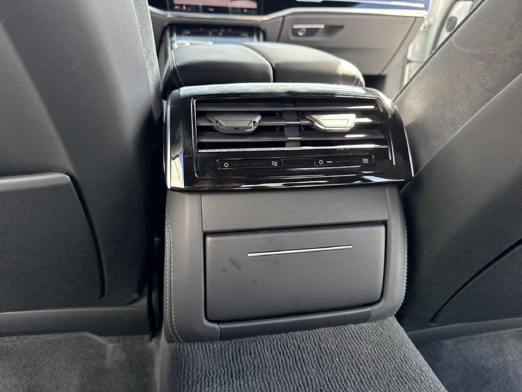 Used 2025 Audi S8 w/ Executive Package AWD/4WD image 37