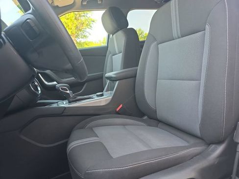 Used 2024 Chevrolet Blazer LT w/ Convenience Package FWD image 16