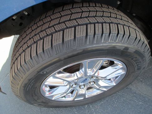 Used 2017 Ford F150 XLT w/ Equipment Group 302A Luxury image 11